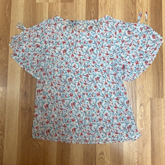 ModCloth Sheer Floral Tie Sleeve Blouse - Picture 8 of 11